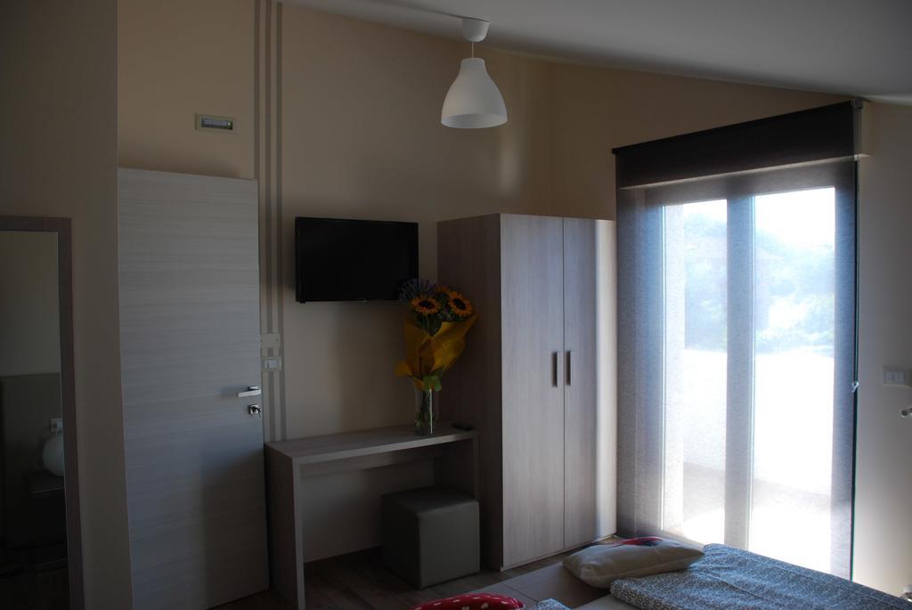 B&B Raffaello A Mare Montesilvano Exterior foto